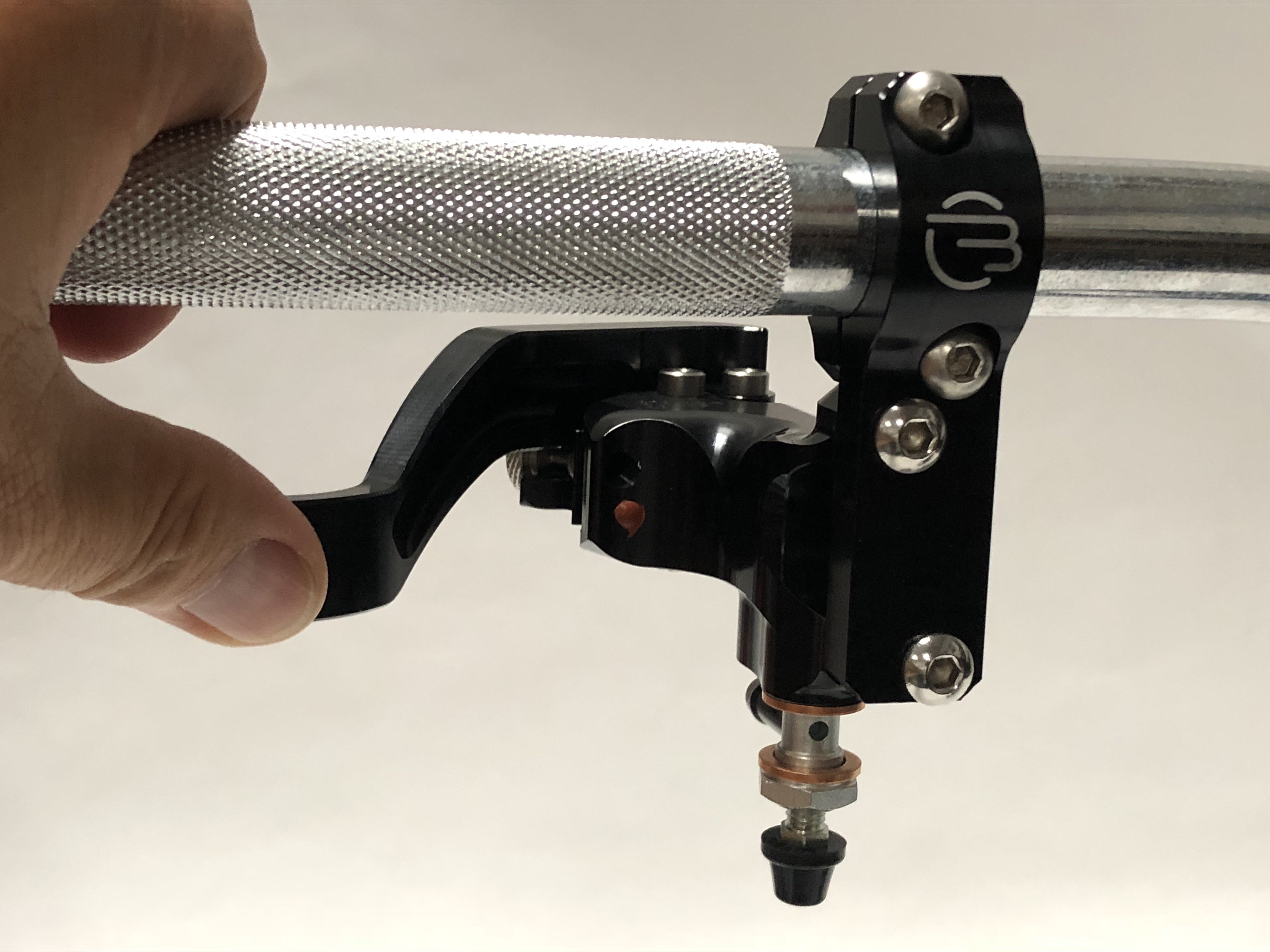 Beringer Aerotec Hydraulic Thumb Brake Master Cylinder For 1 inch 